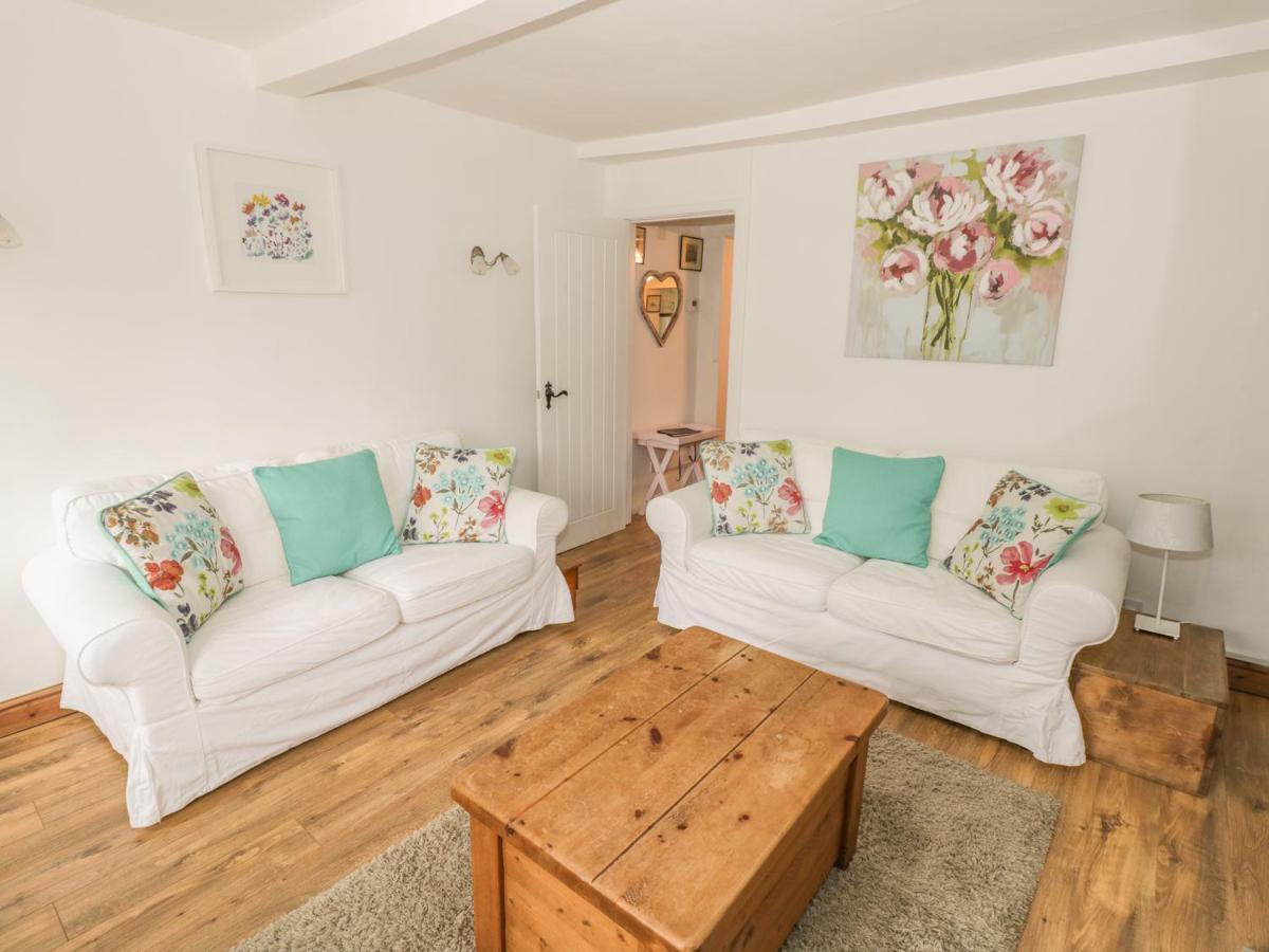 April Cottage Μπρόντγουεϊ Εξωτερικό φωτογραφία