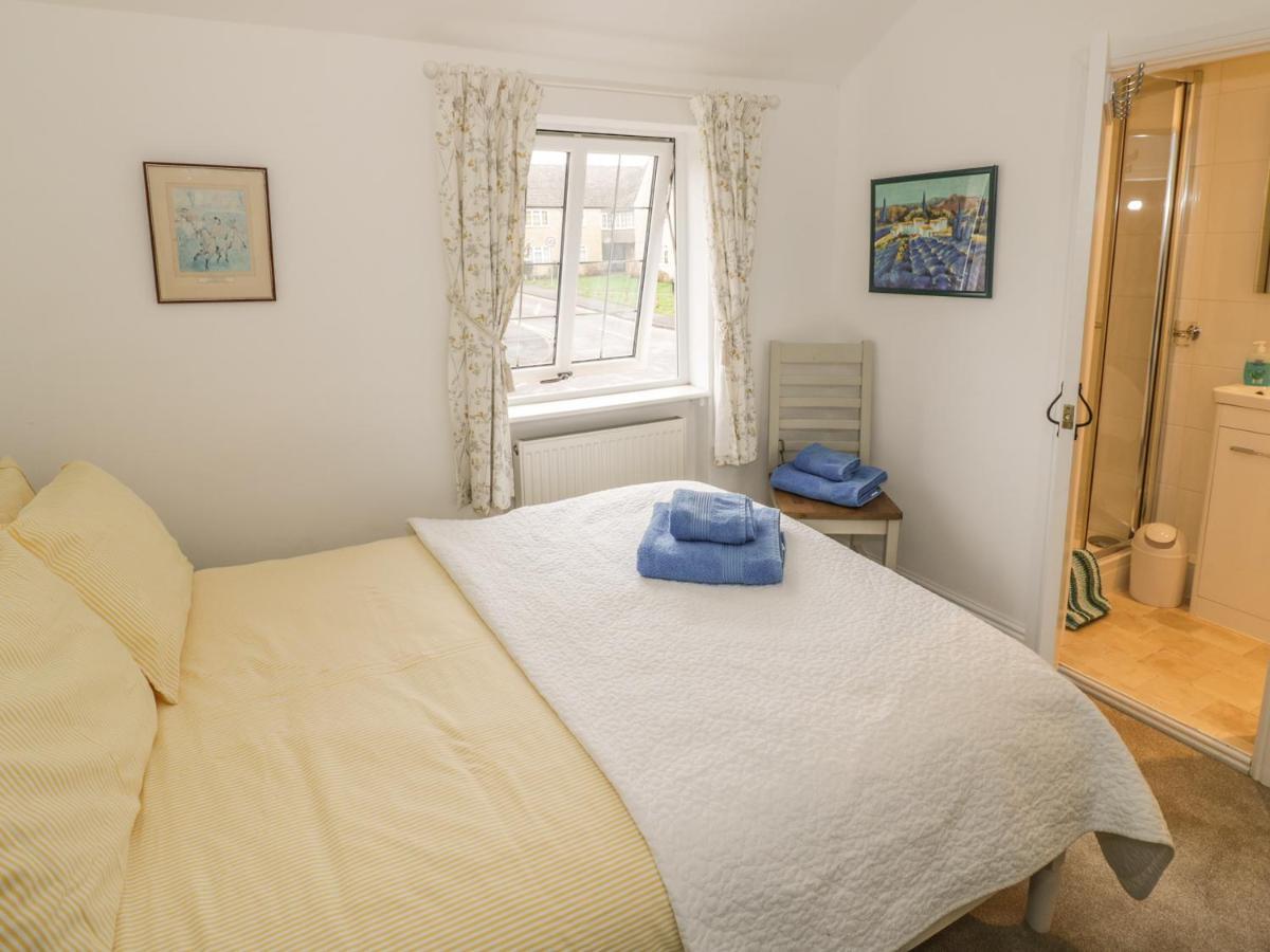 April Cottage Μπρόντγουεϊ Εξωτερικό φωτογραφία